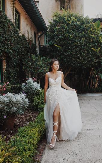 Stella York Style No. 7772-CR #1 (IVLT-PL) IVORY LACE & TULLE OVER LATTE GOWN W PORCELAIN TULLE PLUNGE thumbnail