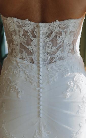 Essense of Australia Style No. D4120IV #3 (IV-IV) Ivory Lace and Tulle over Ivory Gown thumbnail